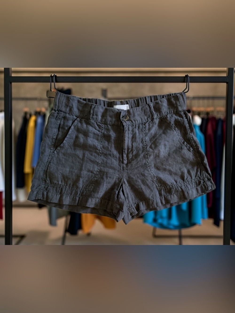 Lou & Grey for LOFT 100% Linen Gray Pull-On Shorts Size Small (Fit Larger)